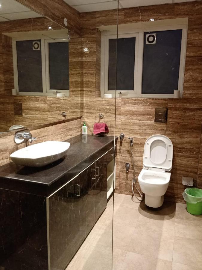 Pine Peak Villa Kasauli Bagian luar foto